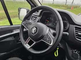 Renault Trafic (2022) thumbnail 9