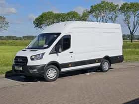 Ford Transit (2023) thumbnail 2