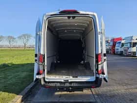 Ford Transit (2023) thumbnail 12