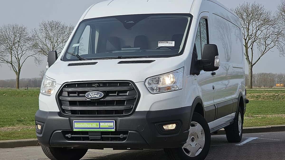 Ford Transit (2024) — foto 1