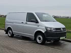 Volkswagen Transporter (2019) thumbnail 4