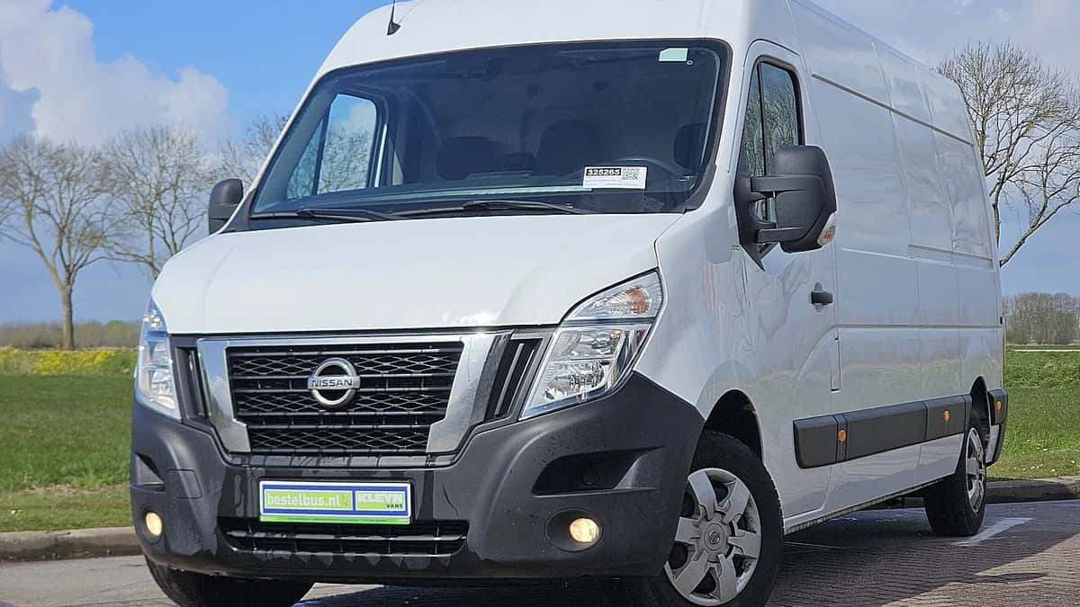Nissan Interstar (2023) — foto 1