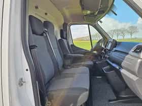 Nissan Interstar (2023) thumbnail 6