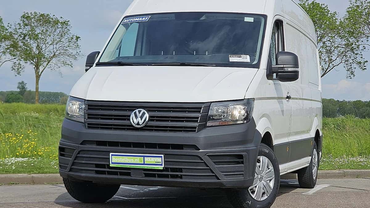 Volkswagen Crafter (2023) — foto 1
