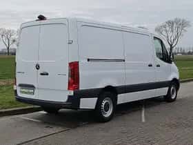 Mercedes-Benz Sprinter (2021) thumbnail 3