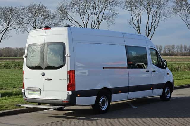 Mercedes-Benz Sprinter (2019) thumbnail 3
