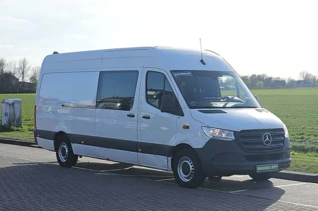 Mercedes-Benz Sprinter (2019) thumbnail 4