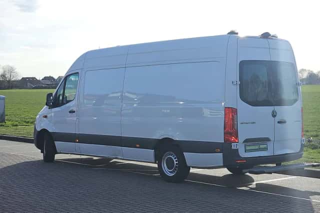 Mercedes-Benz Sprinter (2019) thumbnail 5