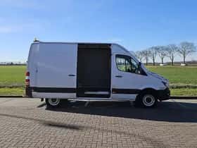 Mercedes-Benz Sprinter (2017) thumbnail 12