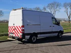 Mercedes-Benz Sprinter (2017) thumbnail 3