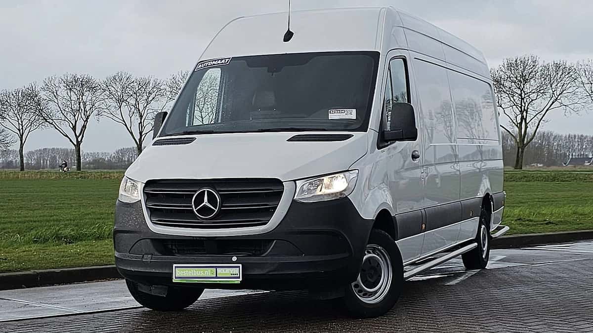 Mercedes-Benz Sprinter (2021) — foto 1