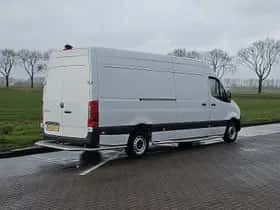 Mercedes-Benz Sprinter (2021) thumbnail 3