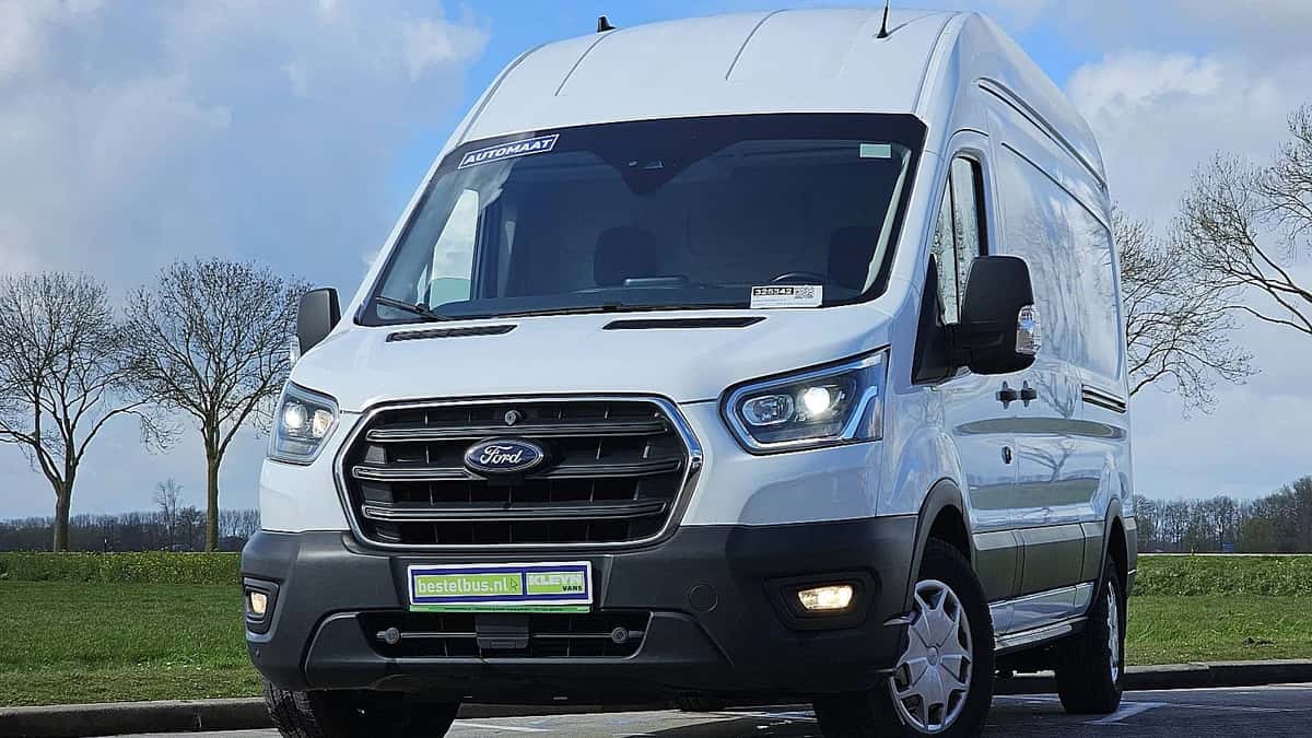 Ford Transit (2020) — foto 1