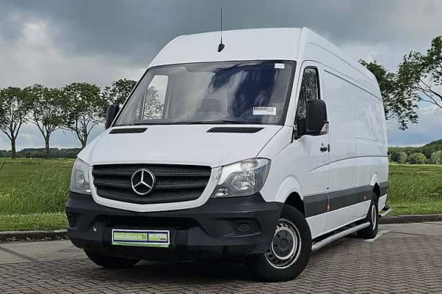 Mercedes-Benz Sprinter (2014) thumbnail 1