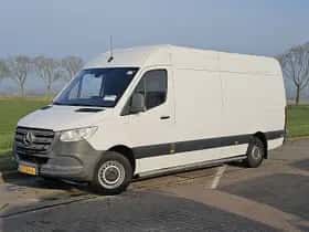 Mercedes-Benz Sprinter (2018) thumbnail 2