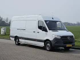 Mercedes-Benz Sprinter (2018) thumbnail 4