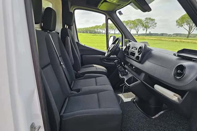 Mercedes-Benz Sprinter (2019) thumbnail 6