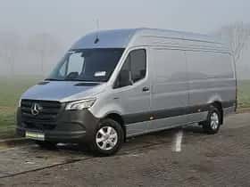 Mercedes-Benz eSprinter (2025) thumbnail 2