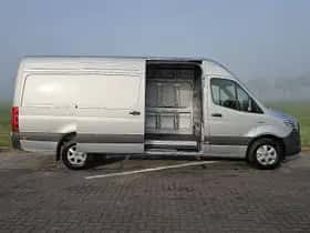 Mercedes-Benz eSprinter (2025) thumbnail 15