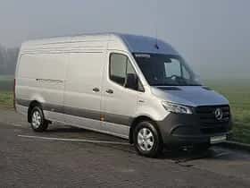 Mercedes-Benz eSprinter (2025) thumbnail 4