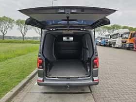 Volkswagen Transporter (2020) thumbnail 13