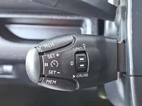 Opel Vivaro (2024) thumbnail 11