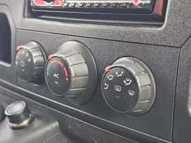 Renault Master (2013) thumbnail 9