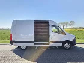 Mercedes-Benz Sprinter (2023) thumbnail 15