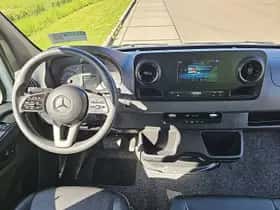 Mercedes-Benz Sprinter (2023) thumbnail 7