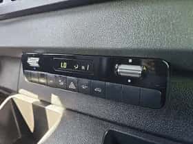 Mercedes-Benz Sprinter (2023) thumbnail 9