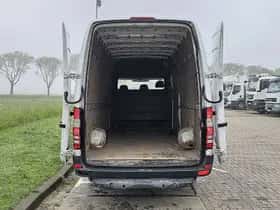 Mercedes-Benz Sprinter (2016) thumbnail 11