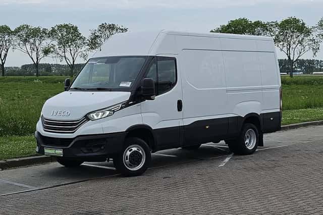 Iveco Daily (2021) thumbnail 2