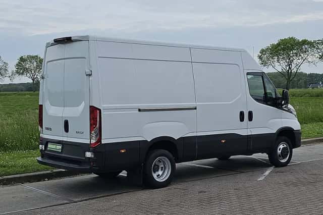Iveco Daily (2021) thumbnail 3