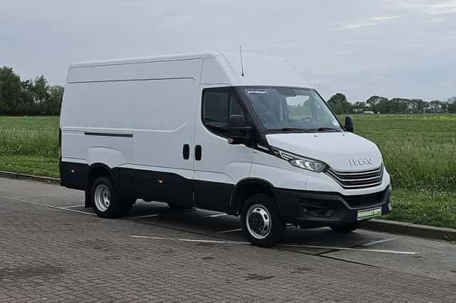 Iveco Daily (2021) thumbnail 4