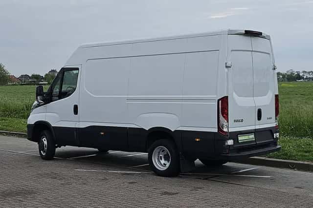 Iveco Daily (2021) thumbnail 5