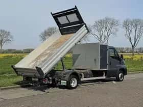 Iveco Daily (2022) thumbnail 3