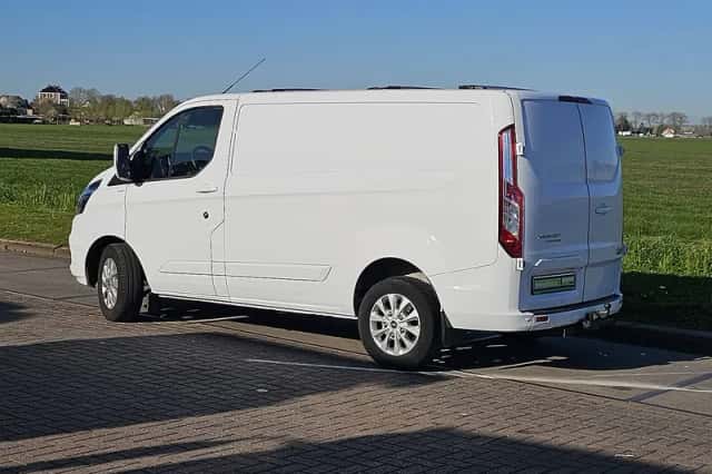 Ford Transit (2022) thumbnail 5