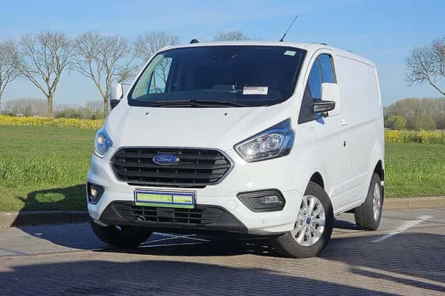Ford Transit (2022) thumbnail 1