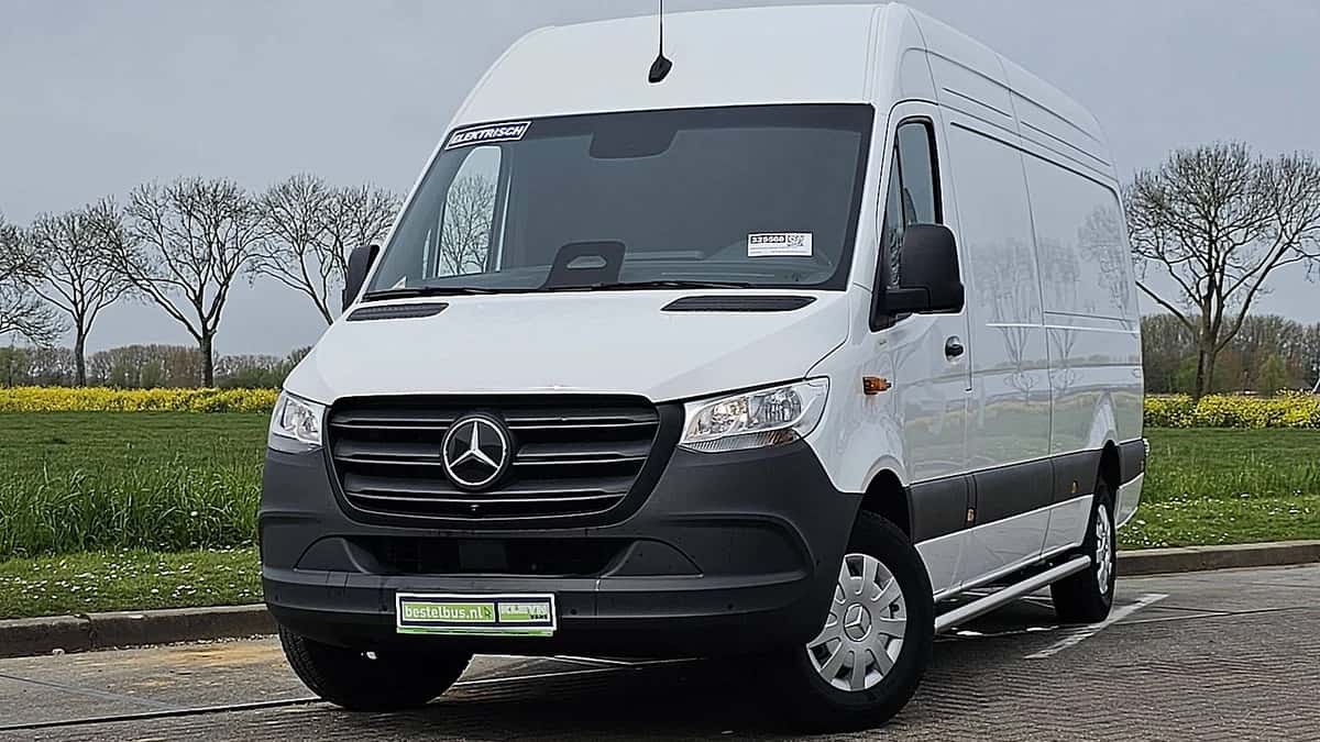 Mercedes-Benz eSprinter (2025) — foto 1