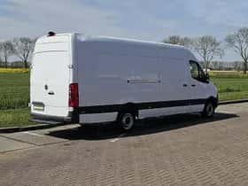 Mercedes-Benz Sprinter (2021) thumbnail 3