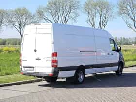 Mercedes-Benz Sprinter (2015) thumbnail 3