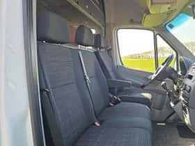Mercedes-Benz Sprinter (2015) thumbnail 6