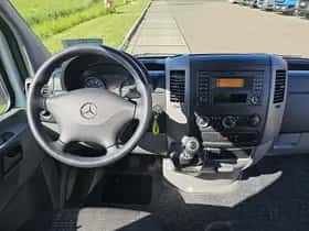 Mercedes-Benz Sprinter (2015) thumbnail 7