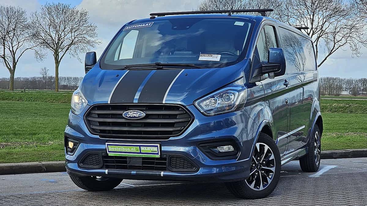Ford Transit (2019) — foto 1