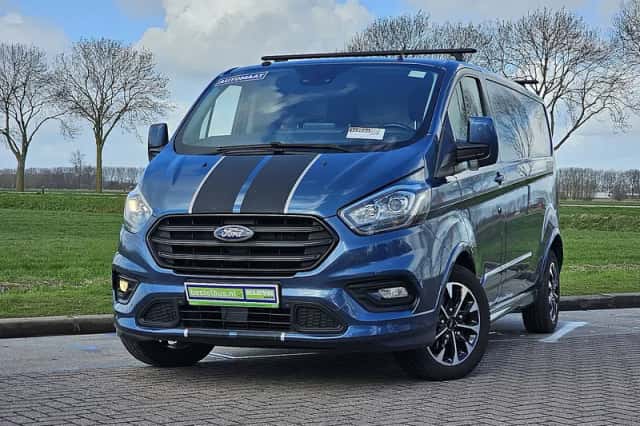 Ford Transit (2019) thumbnail 1