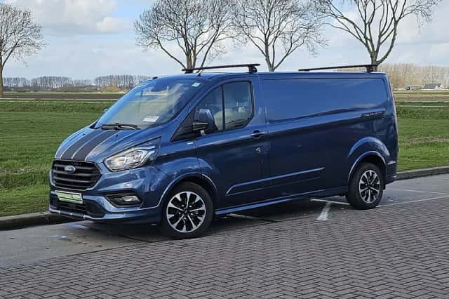 Ford Transit (2019) thumbnail 2
