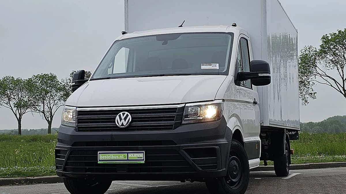 Volkswagen Crafter (2023) — foto 1