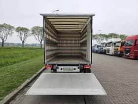 Volkswagen Crafter (2023) thumbnail 13