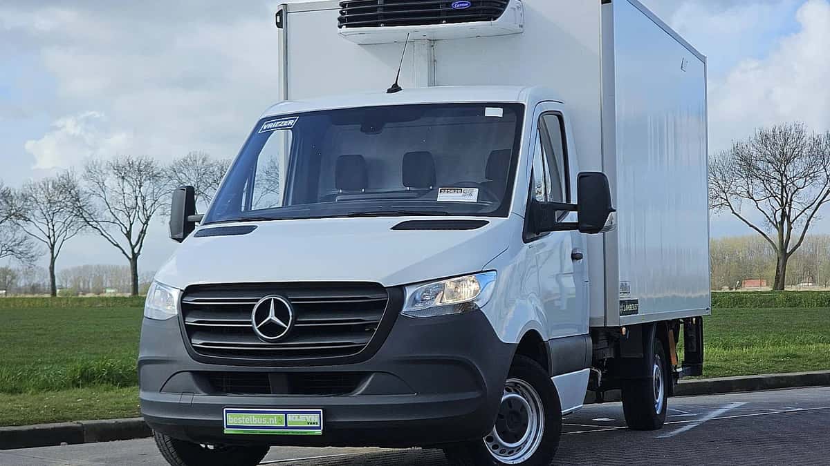 Mercedes-Benz Sprinter (2022) — foto 1