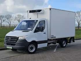 Mercedes-Benz Sprinter (2022) thumbnail 2